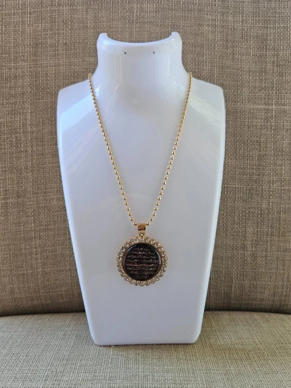Aytul Qursi Necklace Cabochon Round Pendant Religious Fashion Jewelry NEW